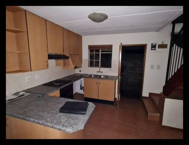 2 BEDROOM TOWNHOUSE FOR SALE IN EDLEEN